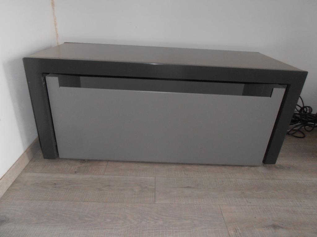 Metalen opbergbak onder frame, Huis en Inrichting, Ophalen