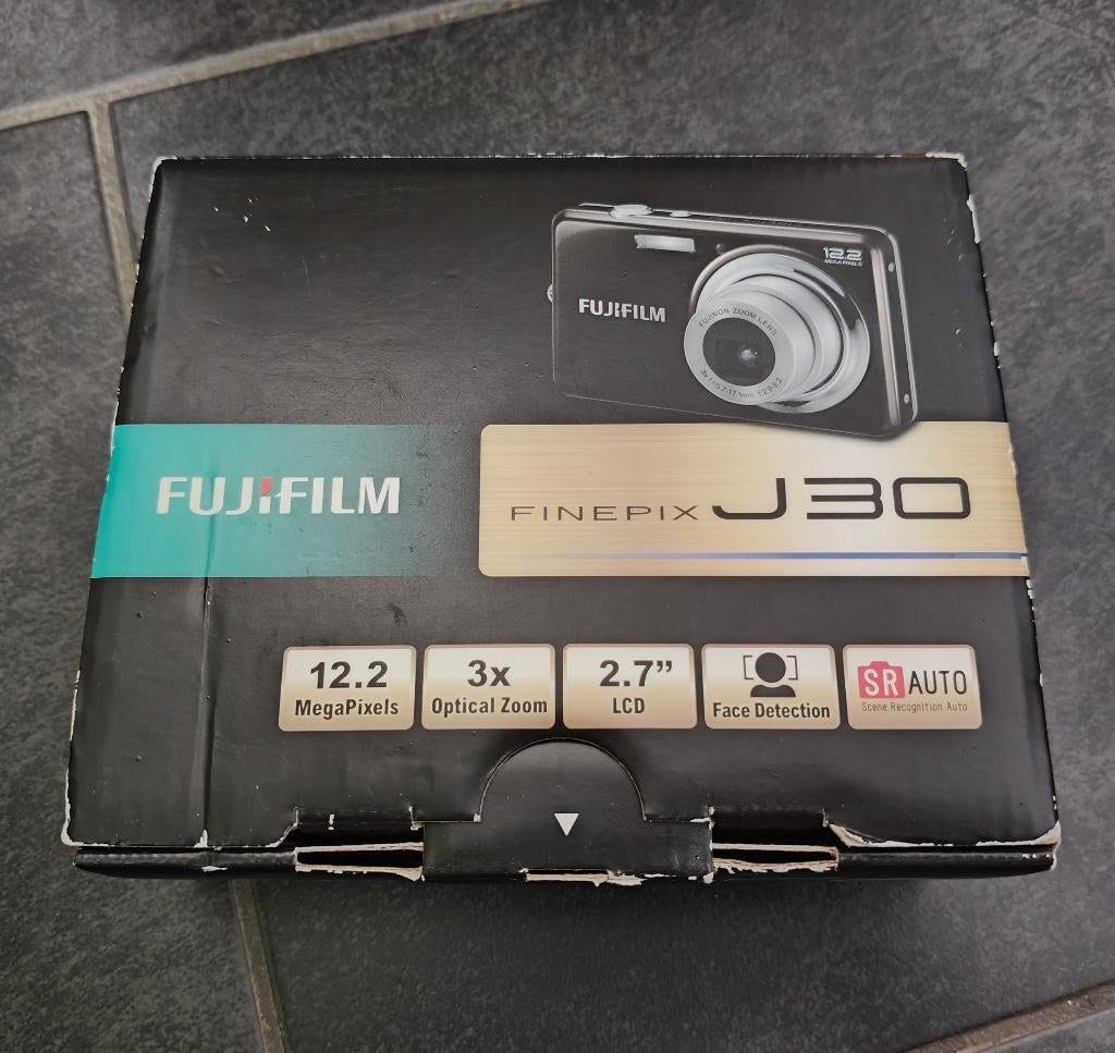 Fujifilm Finepix J30 Pink fototoestel camera, Ophalen of Verzenden, Zo goed als nieuw, Canon