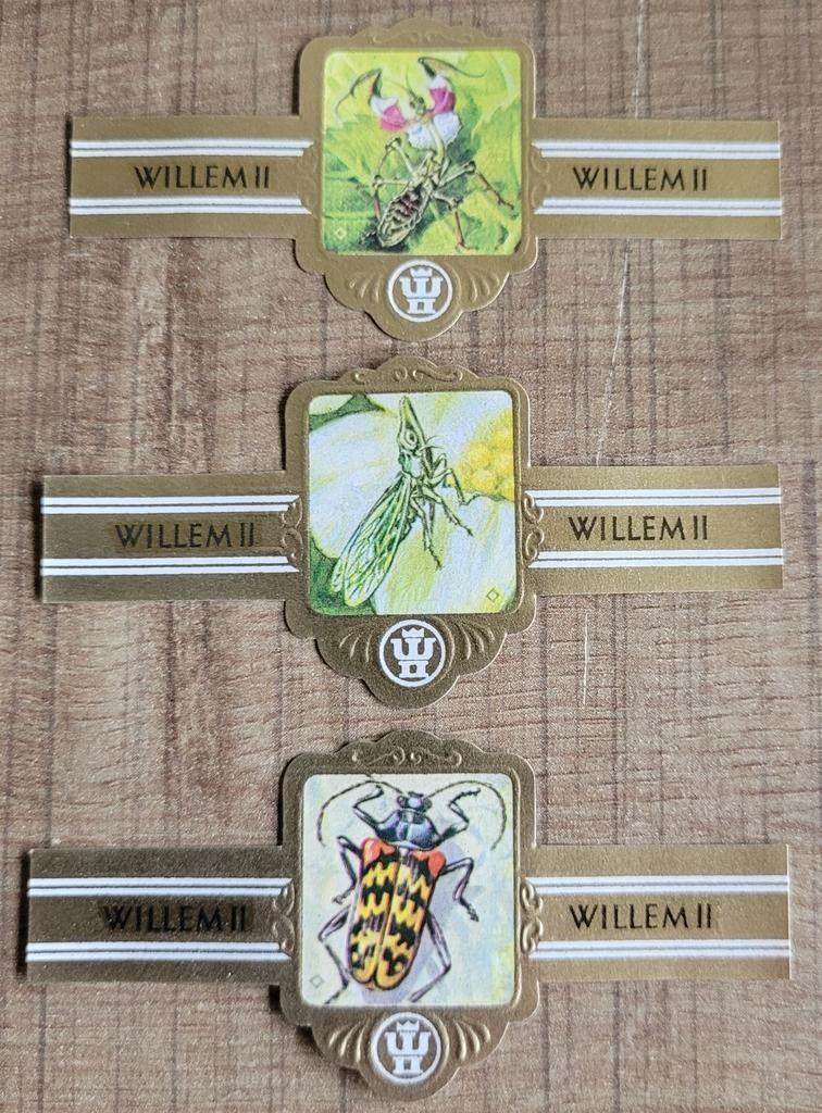 3 oude sigarenbandjes: bloemen en insecten, Enlèvement ou Envoi, Comme neuf, Bagues de cigare