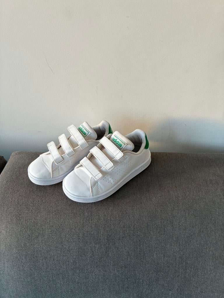 Sneakers Adidas maat 29 zo goed als nieuw, Adidas, Jongen of Meisje, Schoenen, Ophalen of Verzenden