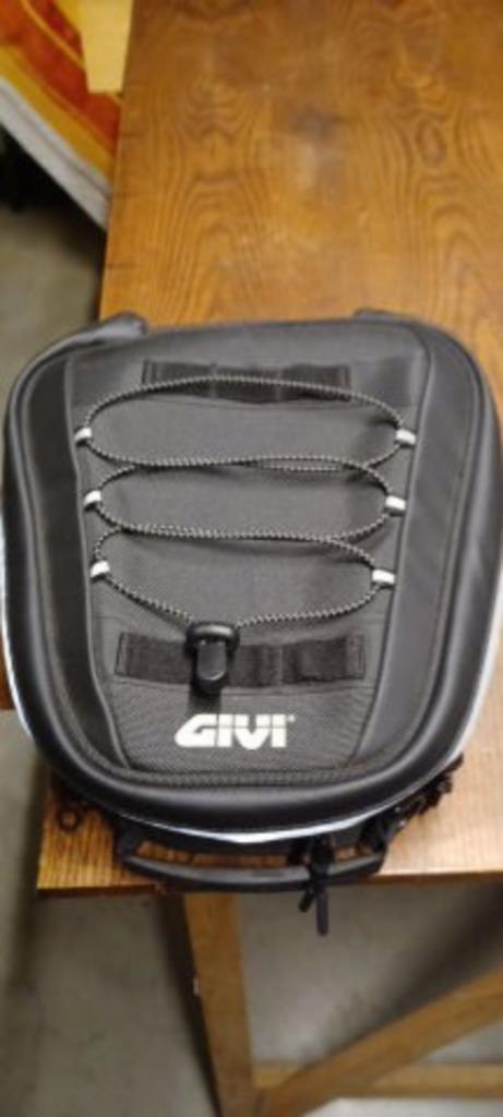 Sac à bagages GIVI - Sac à dos, Enlèvement, Comme neuf