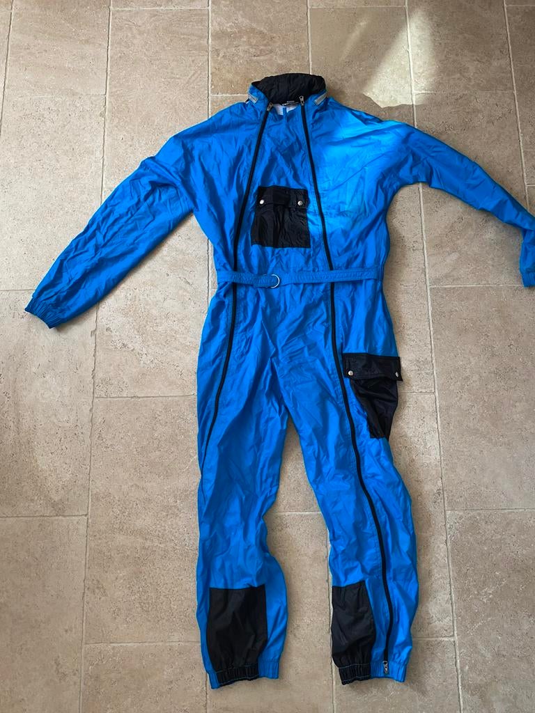 Combinaison de pluie  K-way 2000 bleu flash - vintage, Caravanes & Camping, Vêtements de pluie, Enlèvement ou Envoi, Utilisé, Combinaison de pluie