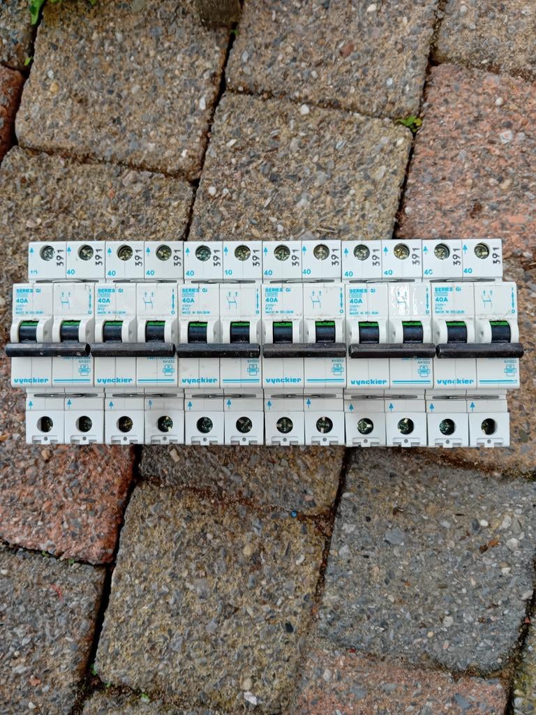 Vynckier series Gi 40A 10KA, Enlèvement, Utilisé