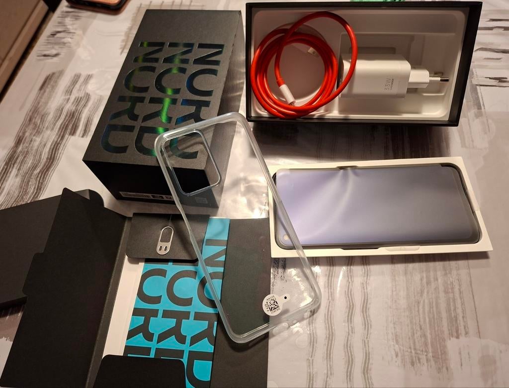 One Plus Nord CE2 Lite 5G
( 128Gb)Dual-, 8 coeurs, Télécoms, Comme neuf