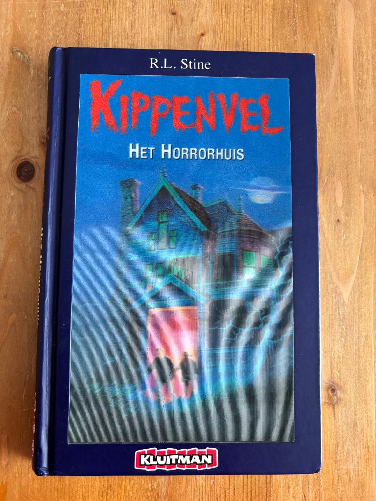 R.L. Stine : kippenvel het horrorhuis (10+) speciale kaft, Ophalen of Verzenden, Zo goed als nieuw, R.L. Stine