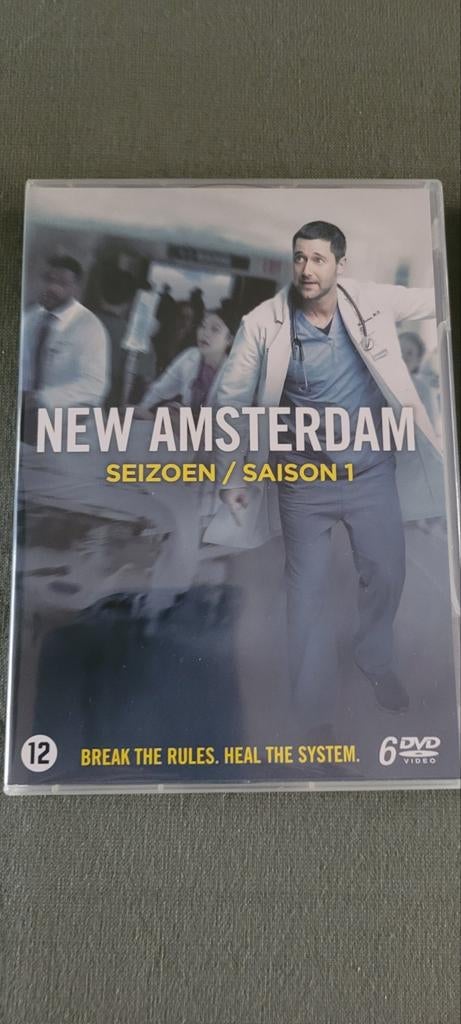 New Amsterdam, saison 1 et saison 2, À partir de 12 ans, Envoi, Comme neuf, Action et Aventure