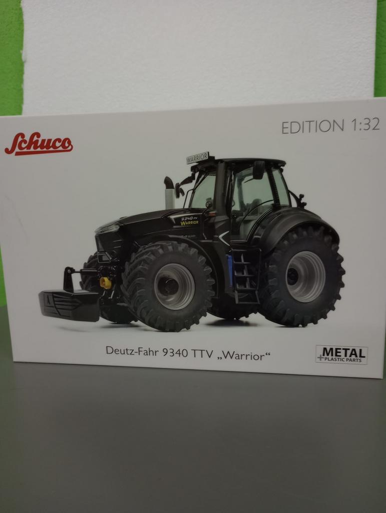 Schuco 1:32 Deutz-Fahr 9340 TTV “Warrior” tractor model, Verzenden, Zo goed als nieuw, Schuco
