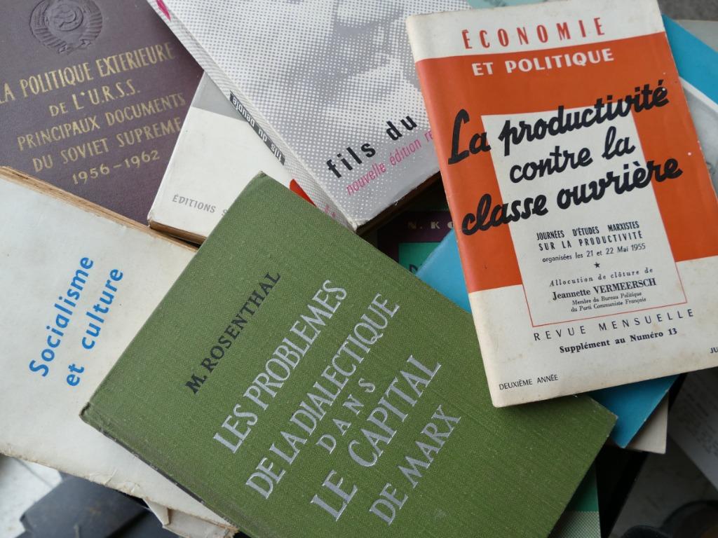 12 Franstalige boeken over Communisme, Marxisme, Gaullisme,, Ophalen of Verzenden, Gelezen, Politiek en Staatkunde