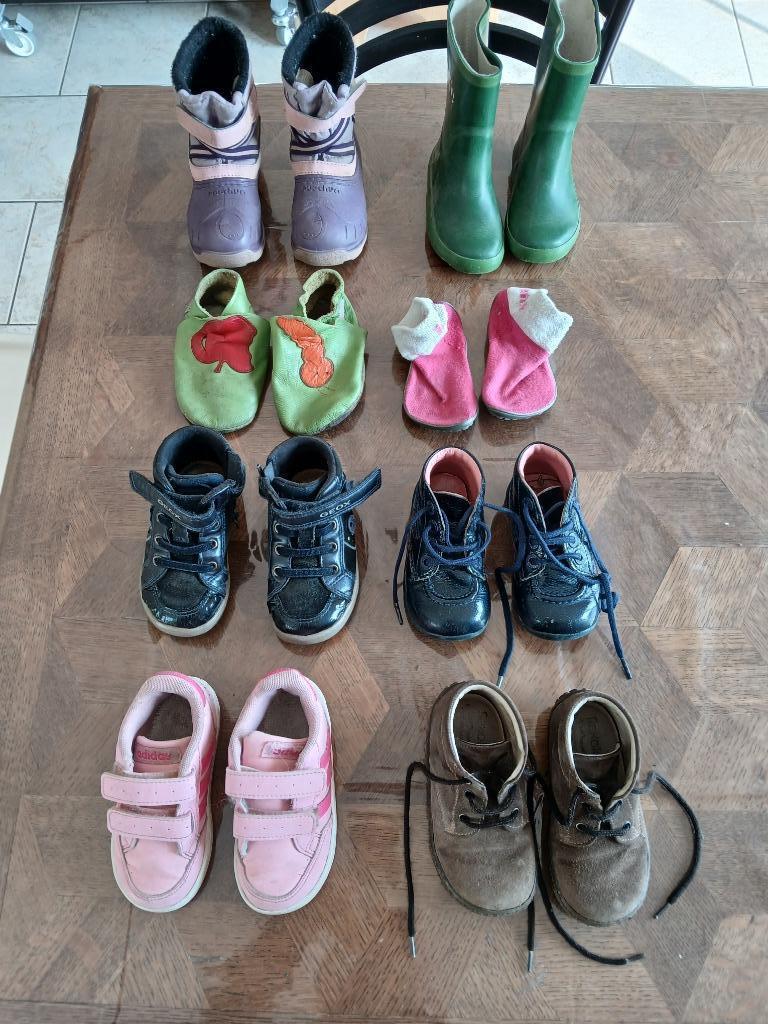 Lot de 8 paires de chaussures enfant taille 21, Enfants & Bébés, Garçon ou Fille, Enlèvement ou Envoi, Bobux, Utilisé