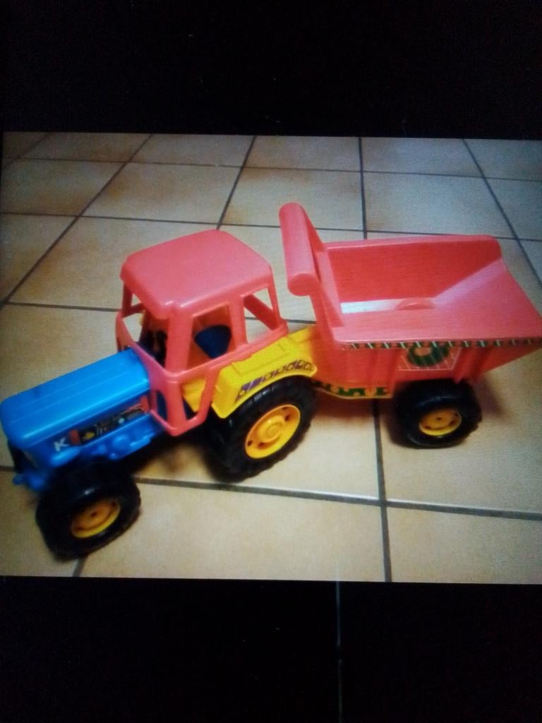 Tractor met kipkar (nauwelijks gebruikt), Ophalen