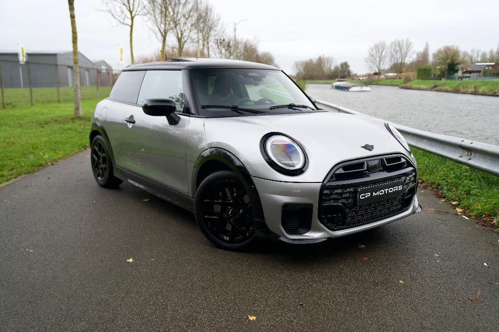 MINI COOPER C FACELIFT | JCW-PAKKET | PANO | CAMERA | TOP !!, Auto's, 4 zetels, 139 g/km, MINI Next, Leder