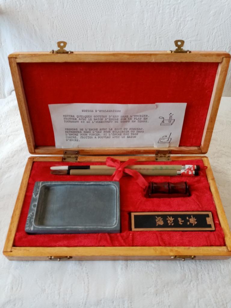 Set complet  de la calligraphie traditionnelle chinoise 70s, Enlèvement ou Envoi, Comme neuf, Autres types