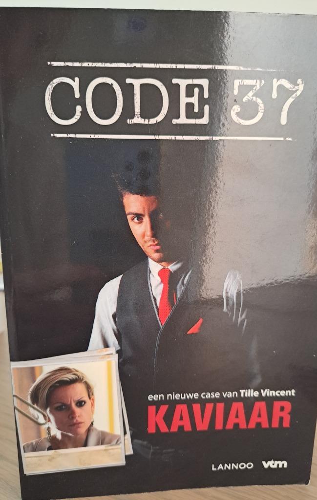 Code 37- Kaviaar, België, Tille Vincent, Ophalen of Verzenden, Zo goed als nieuw