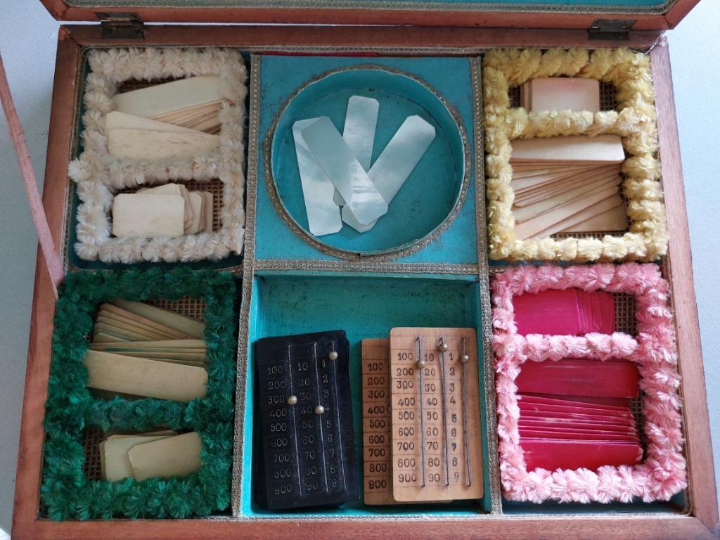 Jeu ancien en coffret en bois d'acajou français Napoléon III, Enlèvement ou Envoi