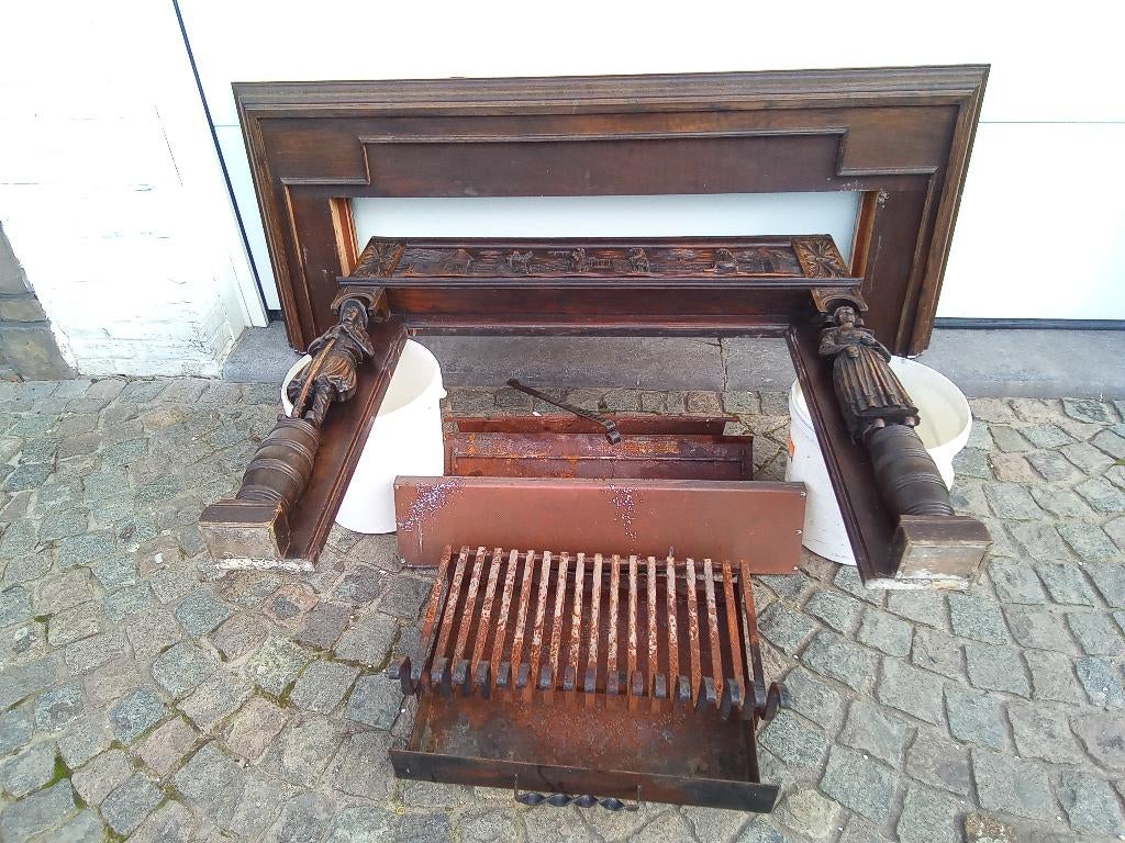 Schouw garnituur open haard, Ophalen