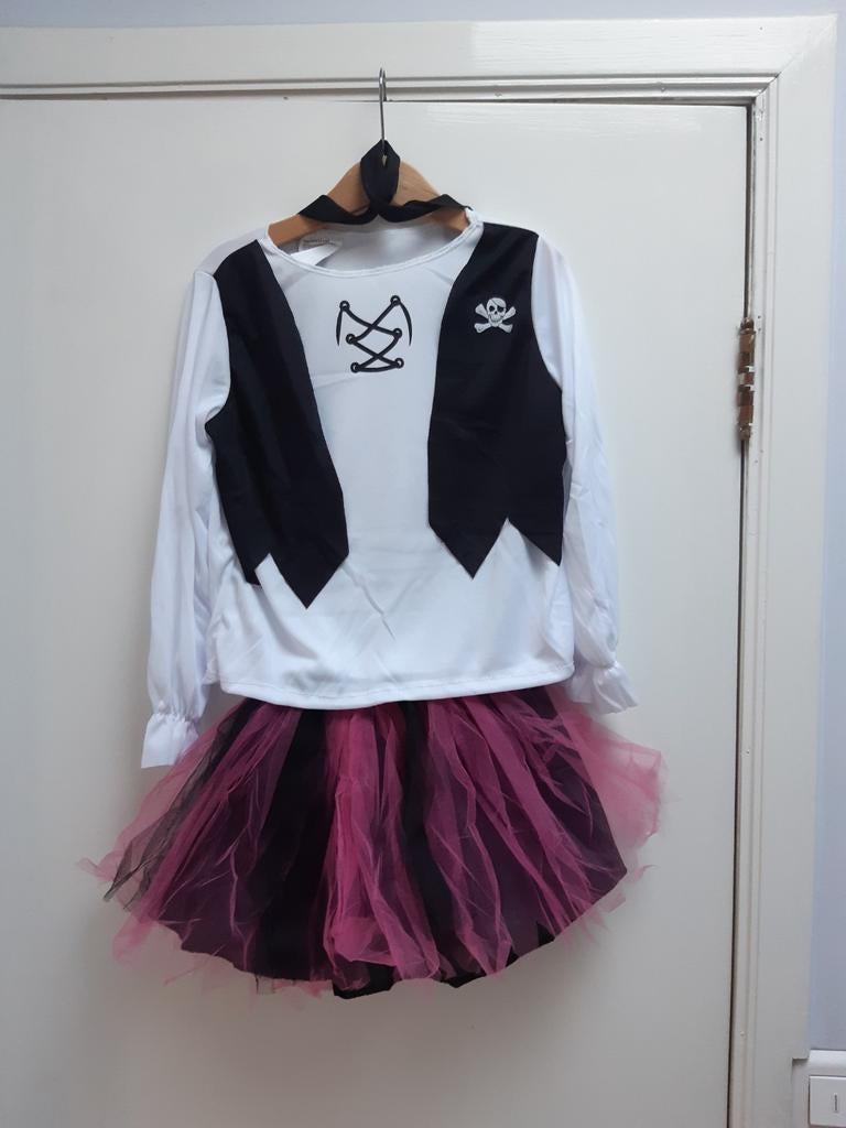 Leuk, niet gedragen piraten verkleedsetje 8 jaar, Enfants & Bébés, Costumes de carnaval & Déguisements, Enlèvement, Neuf