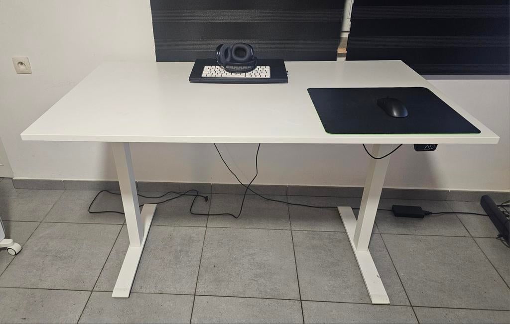 Bureau assis-debout IKEA RODULF, Maison & Meubles, Bureaux, Enlèvement, Électrique