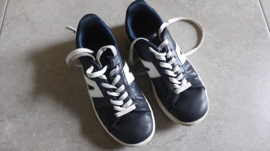 Donkerblauwe sneakers 36 Icons Brantano, Gebruikt, Schoenen, Ophalen of Verzenden, Brantano