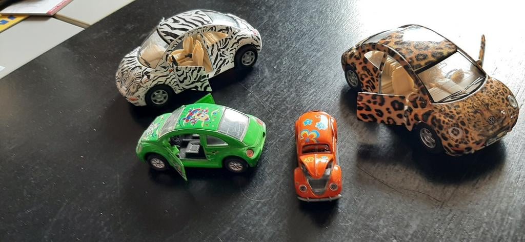 VW Beetle 4 Stuks verschillende maten, Enlèvement ou Envoi, Comme neuf