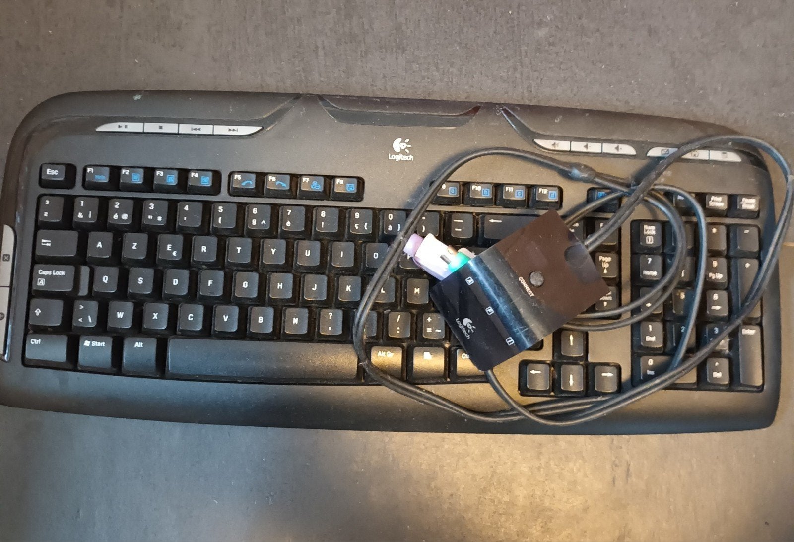 draadloos toetsenbord logitech, Computers en Software, Draadloze ontvanger, Logitech, Azerty, Ophalen of Verzenden