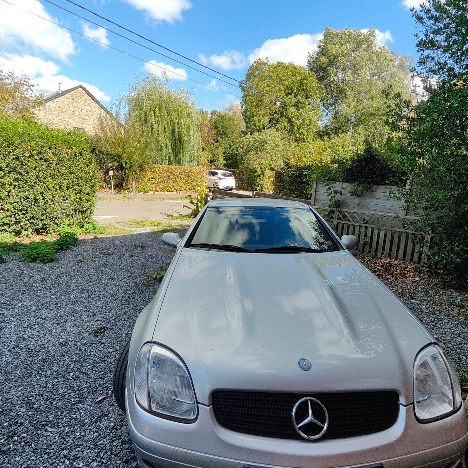 SLK200 à vendre gris clair , excellent état, 100 kW, Achat, Série 200, 2 portes
