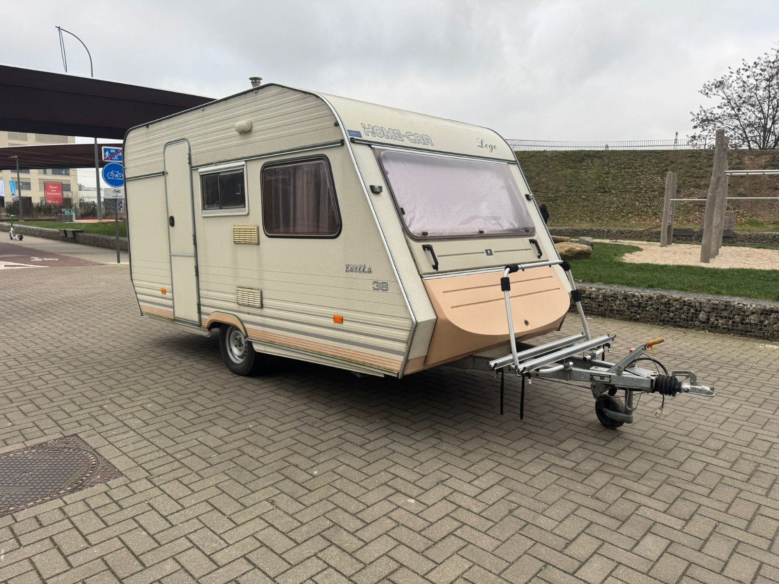 HOME-CARE CARAVAN 4 SLAAPPLAATSEN GEEN GEBREKEN OF LEKKEN, Caravanes & Camping, Particulier