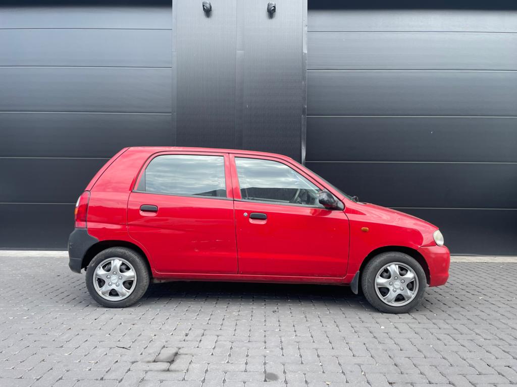 Suzuki Alto Essence Boîte Automatique Clim Contrôle Ok, Auto's, Suzuki, Automaat, Zwart, Bedrijf, 5 deurs