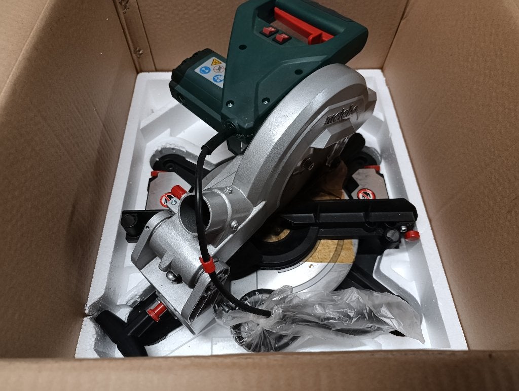 Scie circulaire METABO, Doe-het-zelf en Bouw, Gereedschap | Zaagmachines, Ophalen, Cirkelzaag, Nieuw, 600 tot 1200 watt