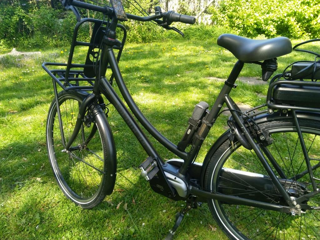 Vélo électrique Cortina E-U4 Transport 28 pouces, Vélos & Vélomoteurs, Vélos électriques, Utilisé, Cortina, 55 à 59 cm, 50 km par batterie ou plus