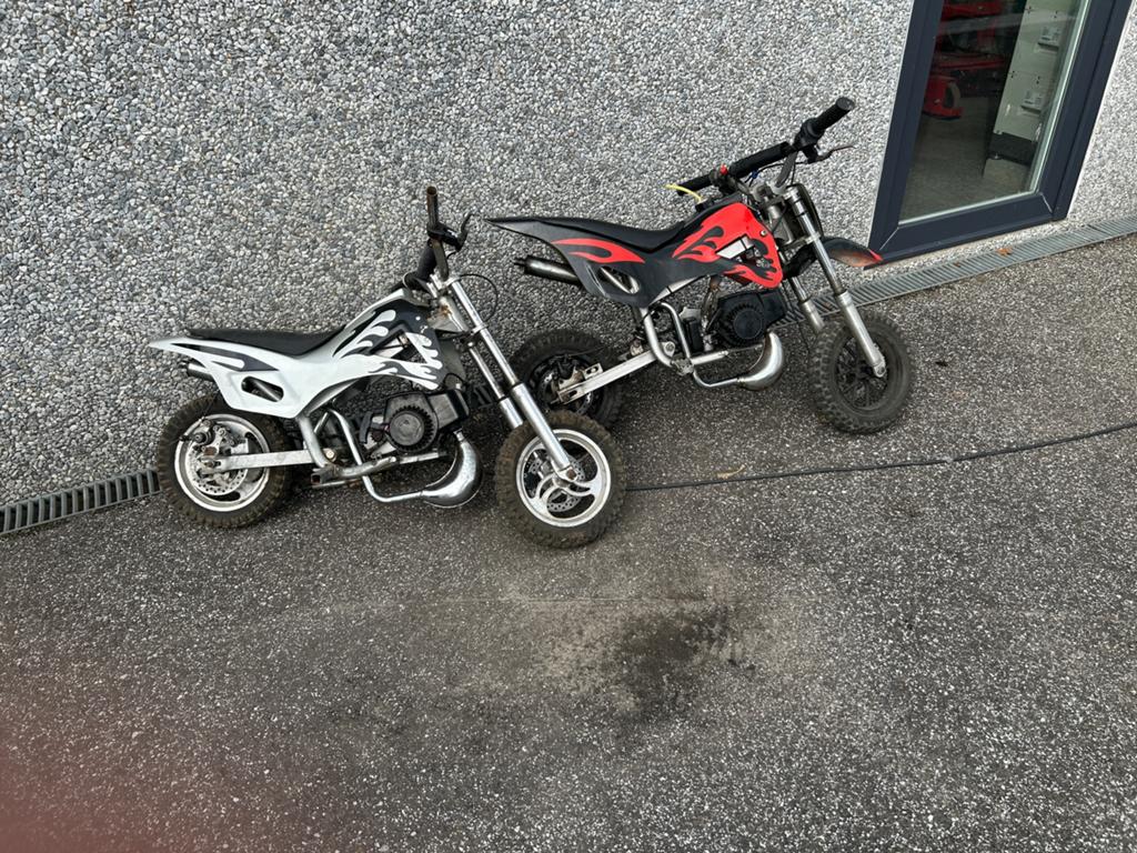 2x mini bike, Motoren, Ophalen