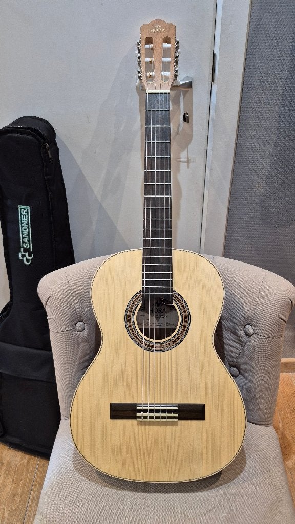 Guitare classic Hora ss300 7/8, Enlèvement ou Envoi, Comme neuf, Guitare classique ou espagnole