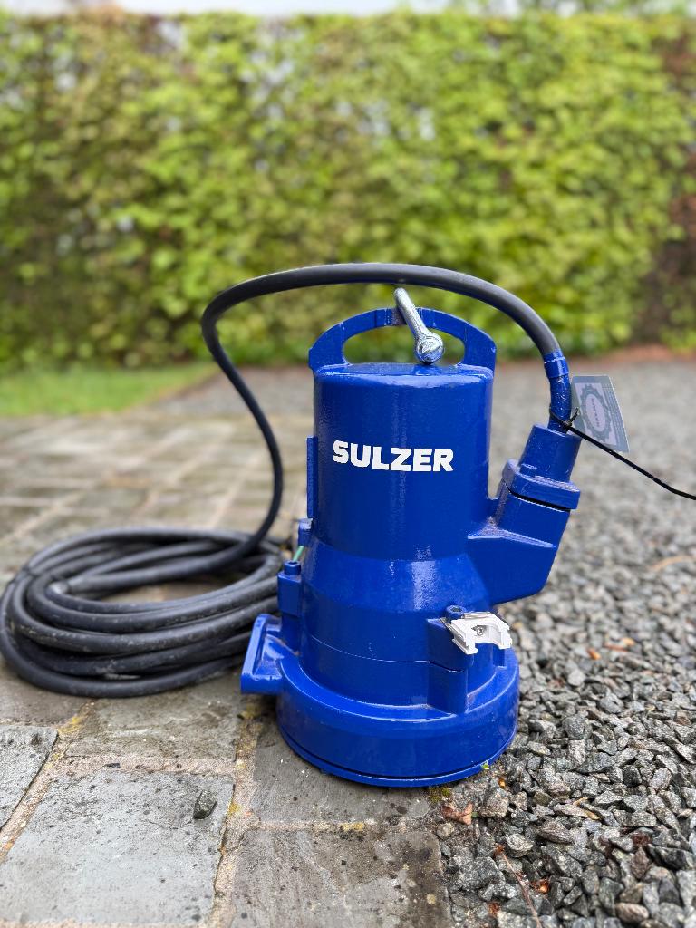 versnijdende waterpomp Sulzer Piranha S21 230volt, Tuin en Terras, Waterpompen, Ophalen, Nieuw, Elektrisch, Dompelpomp