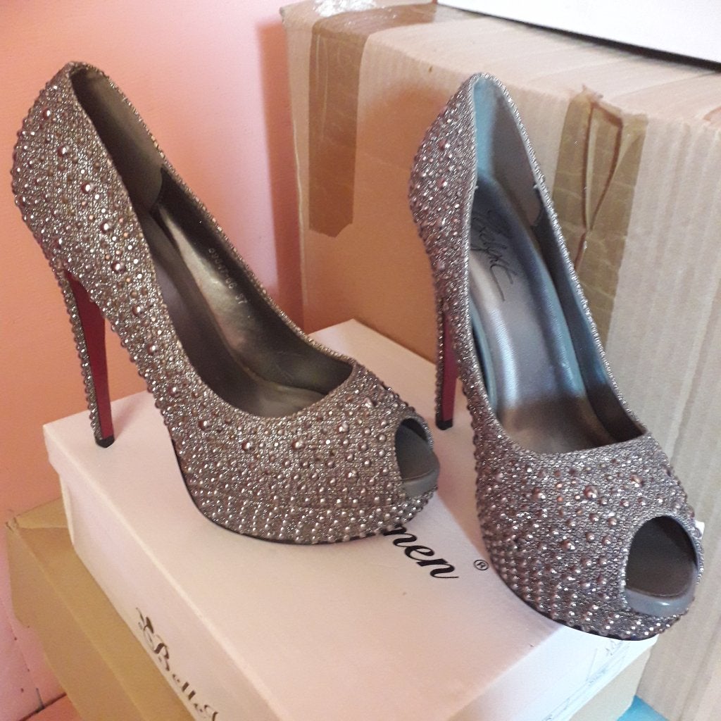 pumps 37, Pumps, Verzenden, Zo goed als nieuw, Grijs