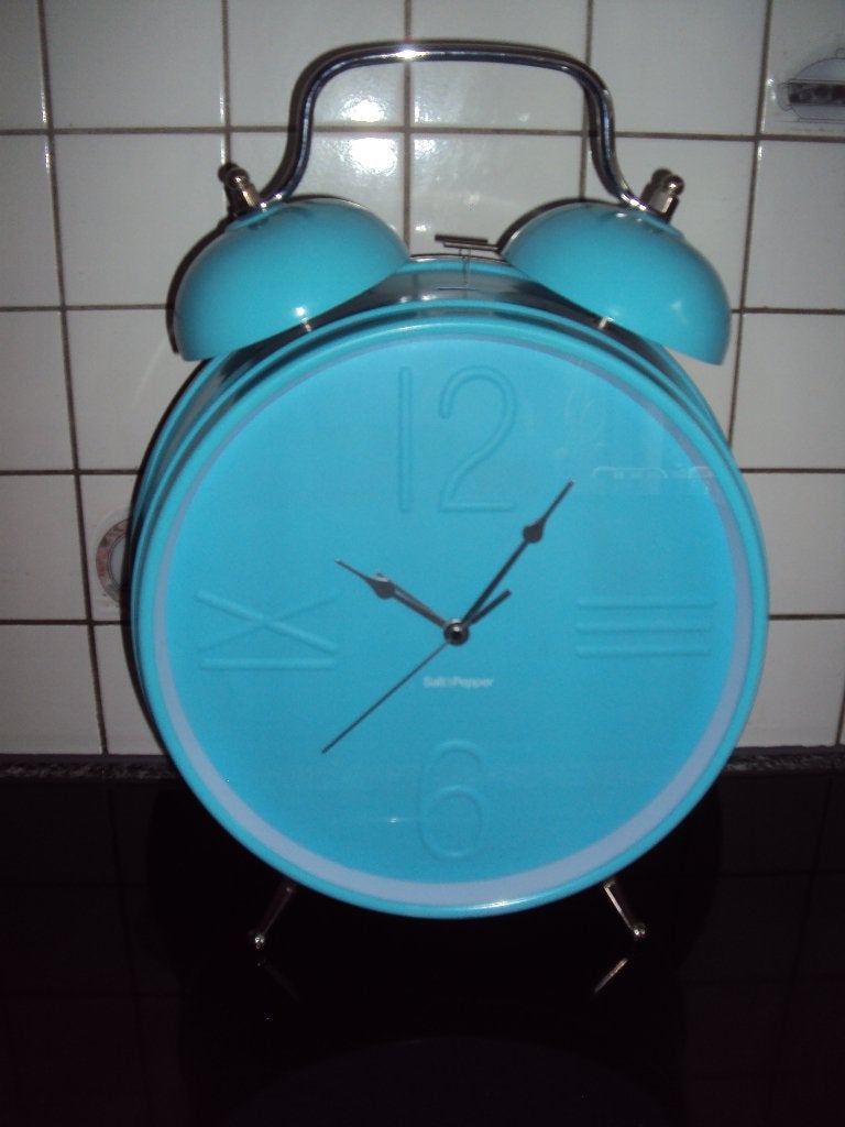 Salt&Pepper Zone Klok - 36 cm - Wekkerfunctie - lichtblauw, Enlèvement ou Envoi, Fonctionne sur piles