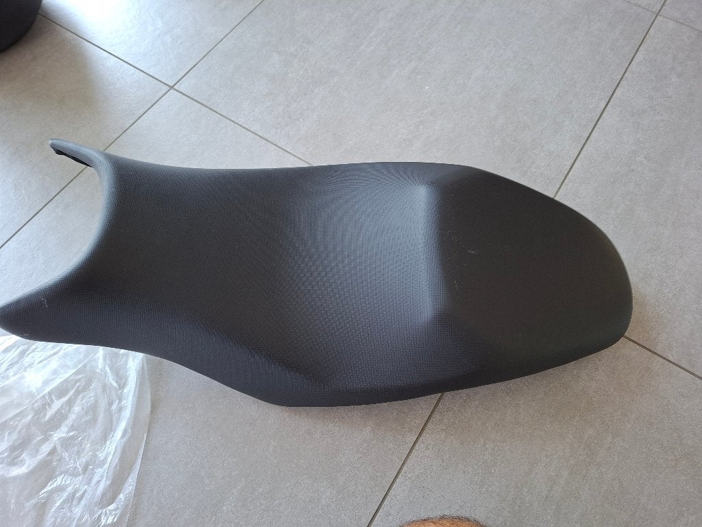 Selle Haute Origine BMW G310GS / G310R (Réf: 77348562491), Enlèvement, Neuf