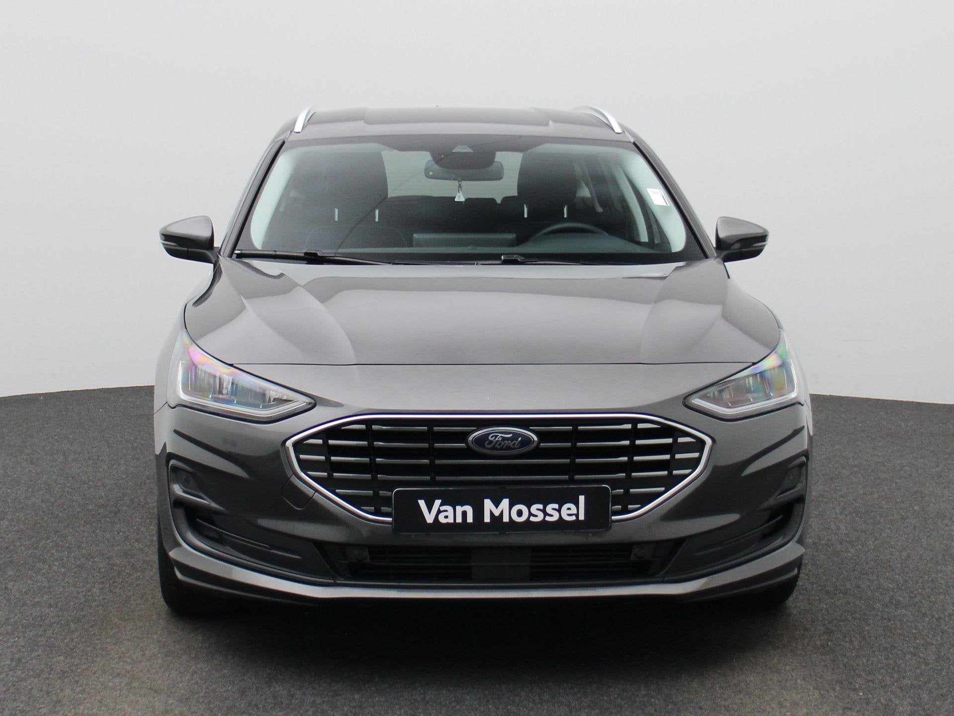 Ford Focus 1.0i EcoBoost MHEV 92kW Titanium DCT, Auto's, https://public.car-pass.be/vhr/9b5165bf-7cf5-4ded-af67-1ca41a15bbe0, Stof