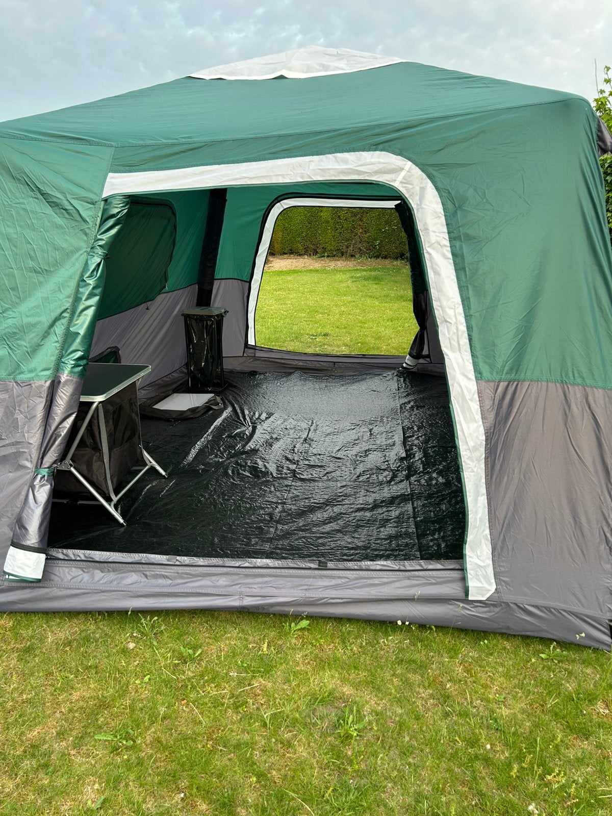 Zelf opblaasbare tent met ingebouwde Compressor 2 minuten!!, Caravans en Kamperen, Ophalen, Zo goed als nieuw