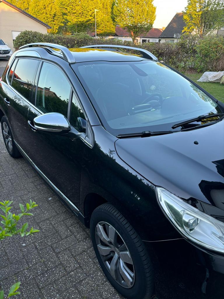 Peugeot 2008 panoramadak, Auto's, Peugeot, Euro 6, Zwart, Handgeschakeld, 5 deurs