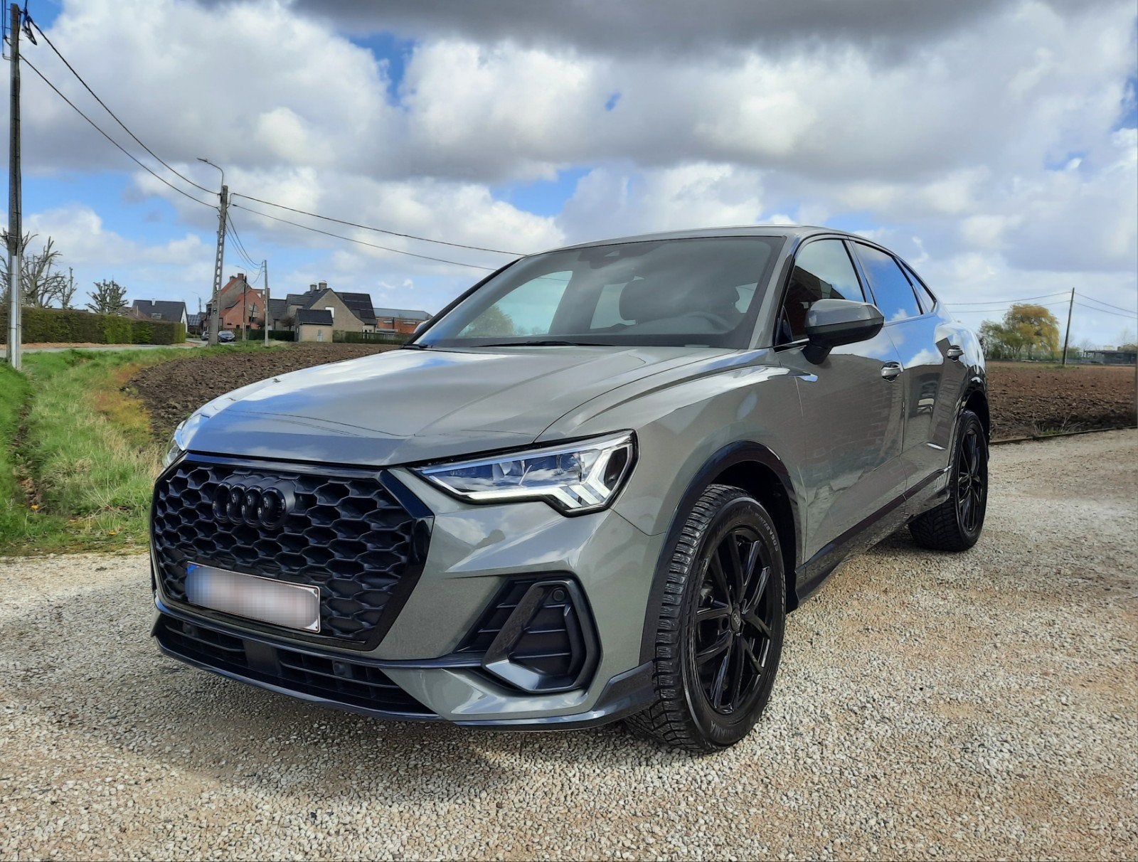 Audi Q3 Sportback, Autos, Audi, Particulier, Q3, ABS, Caméra de recul, Airbags, Air conditionné, Bluetooth, Feux de virage, Ordinateur de bord