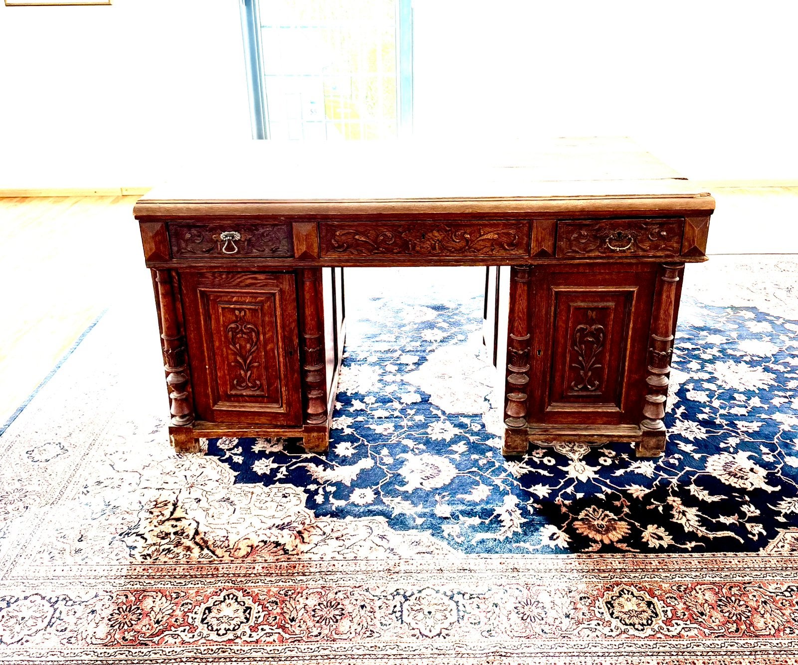 Bureau ancien en bois, Avec tiroirs, Enlèvement, Antique, Bois