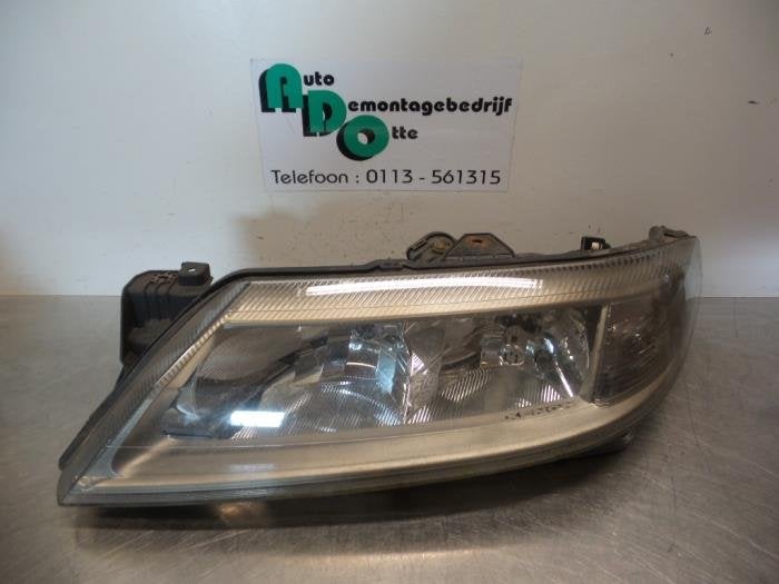Phare gauche d'un Renault Laguna (Laguna 01-), Autos : Pièces & Accessoires, Éclairage, Renault, Utilisé, 3 mois de garantie, Enlèvement ou Envoi