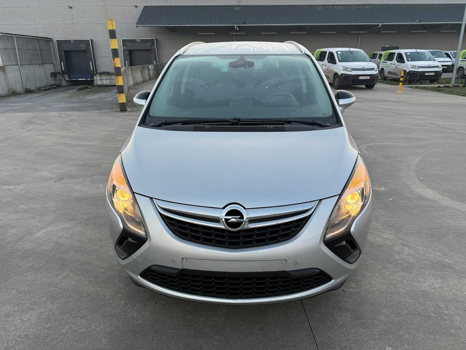 OPEL - 2016 - ZAFIRA - Personenauto, Auto's, Gebruikt, Euro 6, Bedrijf, Overige carrosserie