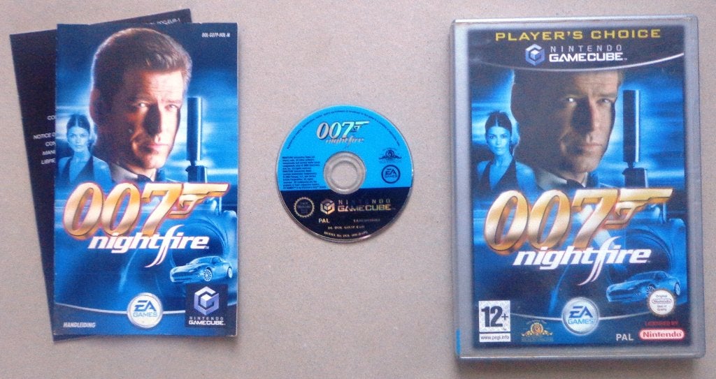 James Bond 007 Nightfire voor de Nintendo GameCube Compleet, Games en Spelcomputers, Ophalen of Verzenden, Zo goed als nieuw