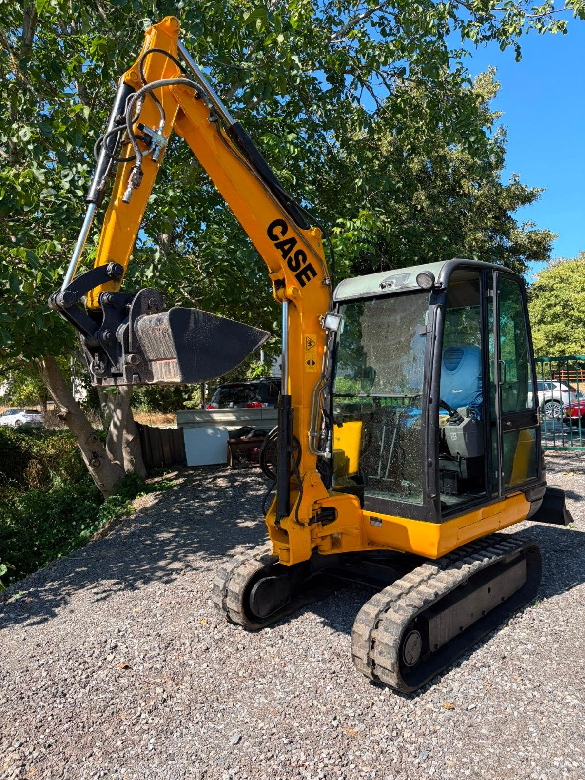 Mini-pelle CASE 3500kg année 2000 etat impeccable  2godets, Articles professionnels, Machines & Construction | Grues & Excavatrices