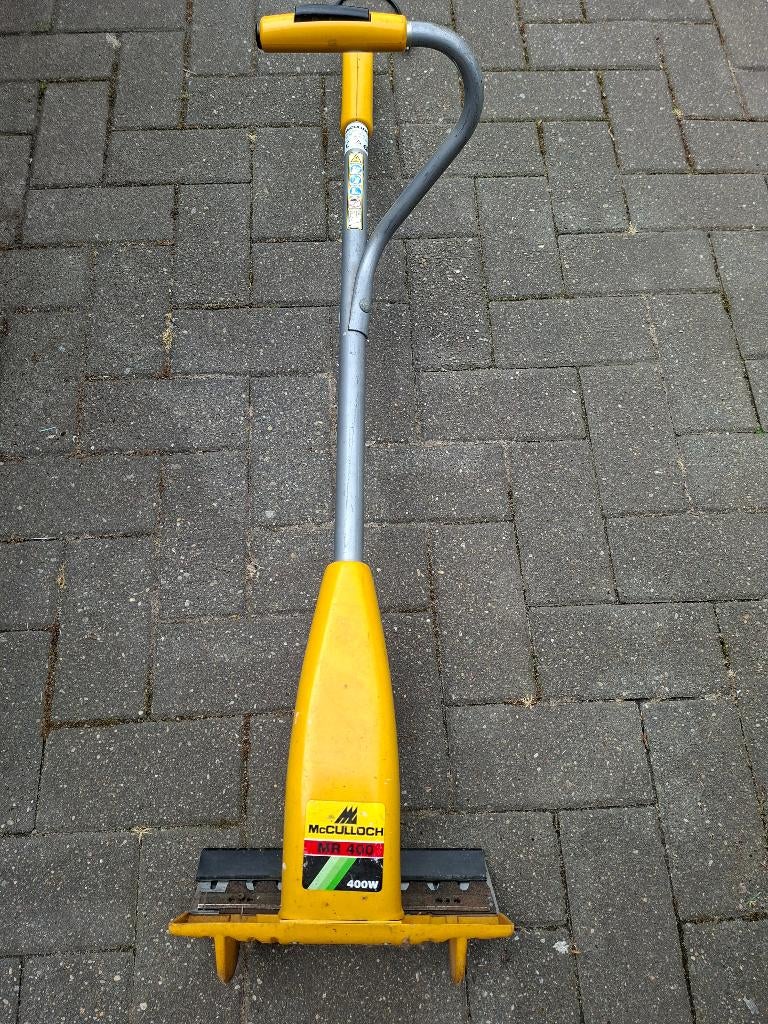 Electrische strokenmaaier/hark, Tuin en Terras, Grasmaaiers, Ophalen, Elektrische grasmaaier, Elektrische starter, Zo goed als nieuw