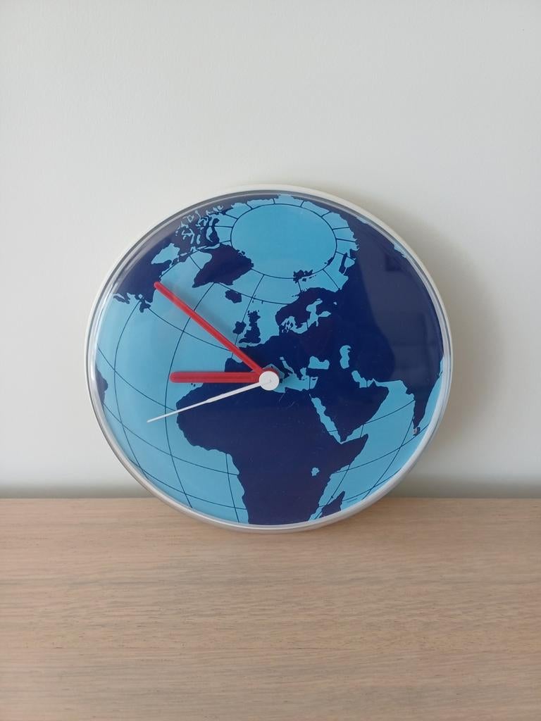 Horloge, Enlèvement, Horloge murale