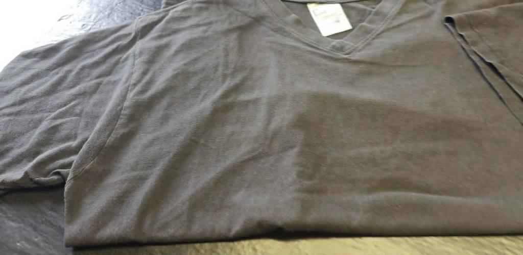 T-shirt heren XL V-hals zwart nieuw 100% katoen, Kleding | Heren, T-shirts, Andere, Zwart, Ophalen of Verzenden, Maat 56/58 (XL)