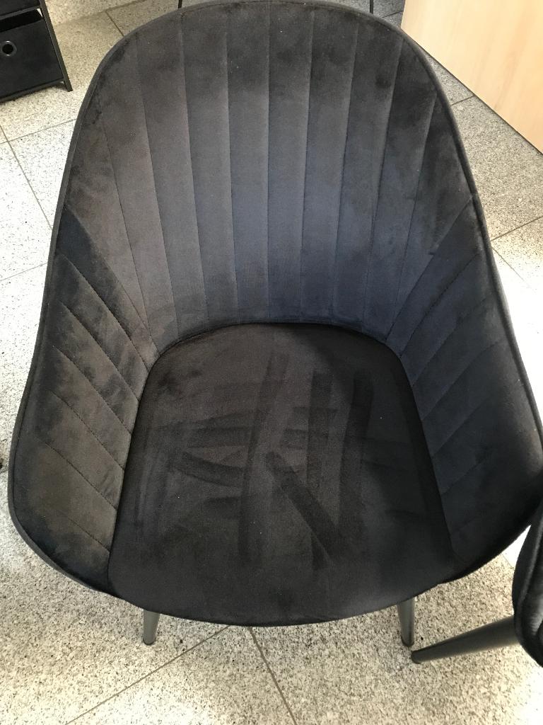 2 zwarte fluweel zachte zwarte stoelen, Ophalen, Twee, Zwart, Zo goed als nieuw