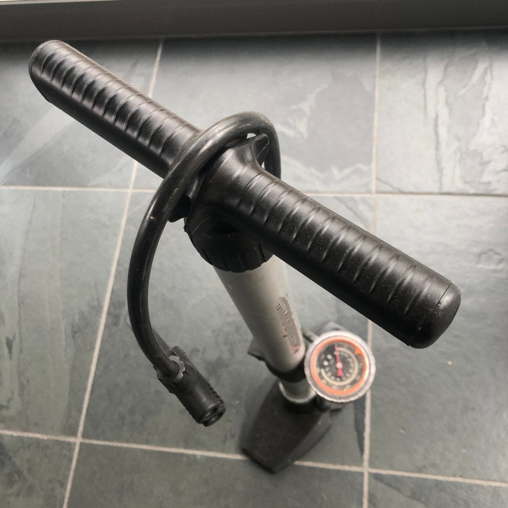 pompe à vélo pompe à pied pour vélo avec manomètre, Enlèvement ou Envoi, Manomètre