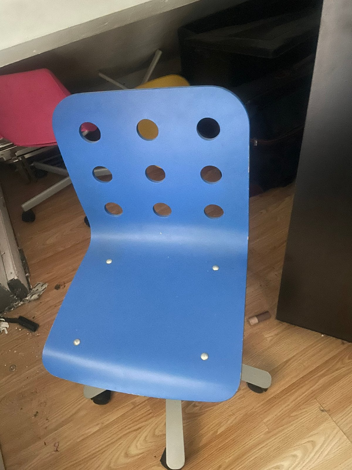 Bureaustoelen verschillende modellen en kleuren, Huis en Inrichting, Ophalen of Verzenden, Zo goed als nieuw, Roze